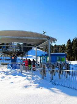 Eingangsbereich zum Skilift an der Talstation